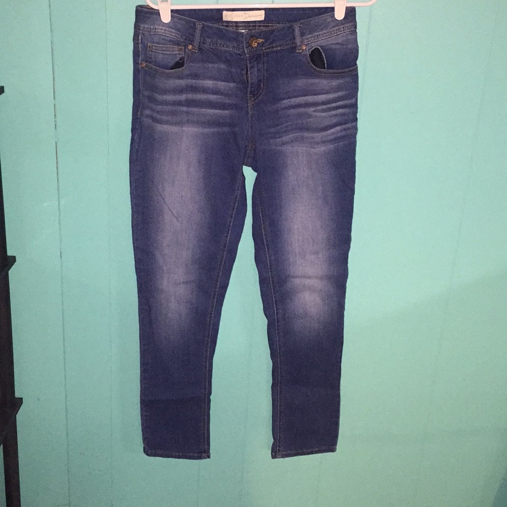 WOMENS BLUE JEANS - STRAIGHT LEG